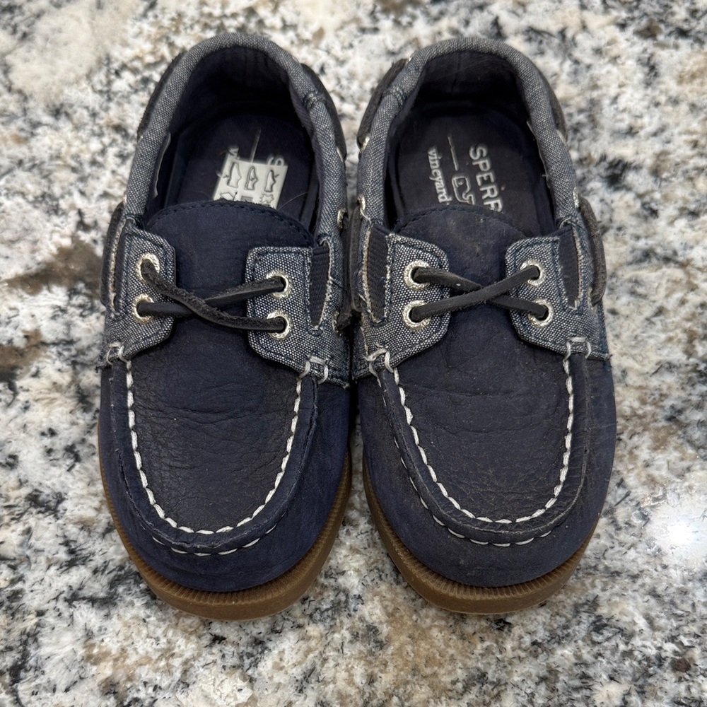 Sperry x vineyard vines Kids Dark Blue slip on boat shoes size 9